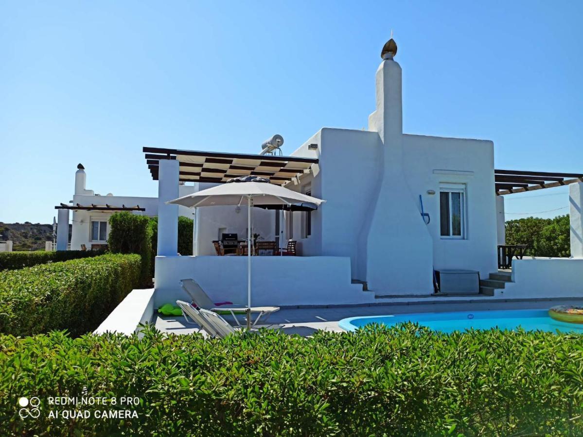 Sea Breeze Villa ลาคาเนีย ภายนอก รูปภาพ