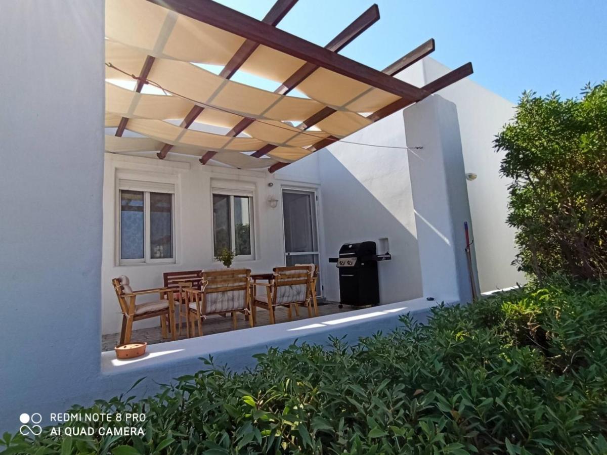 Sea Breeze Villa ลาคาเนีย ภายนอก รูปภาพ